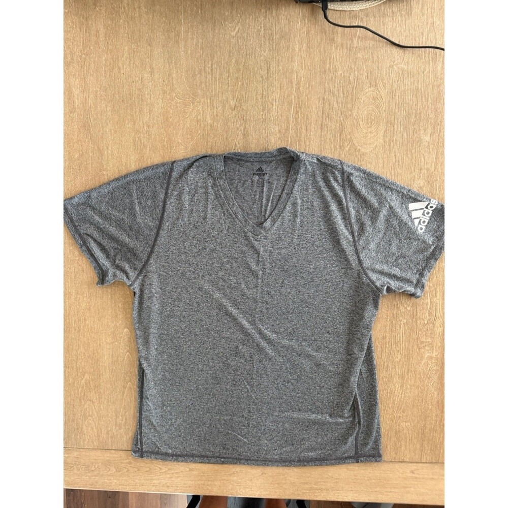 Adidas FreeLift Performance Training Shirt Men’s XL Gray Athletic Workout Tee